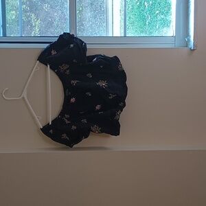 American Eagle chop top